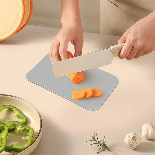 Vista 9 de DOITOOL Tabla de cortar de acero inoxidable de 9.25 x 5.70 pulgadas, bloque de cortar de metal reversible con mango para cocina, frutas, verduras