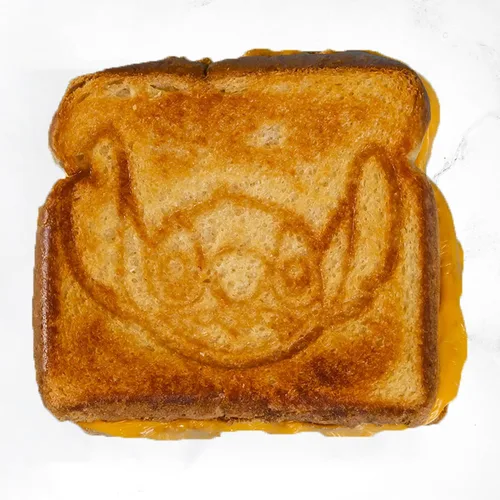 Vista 4 de Uncanny Brands Disney Lilo and Stitch Sandwichera Individual - Pequeño Electrodoméstico de Cocina