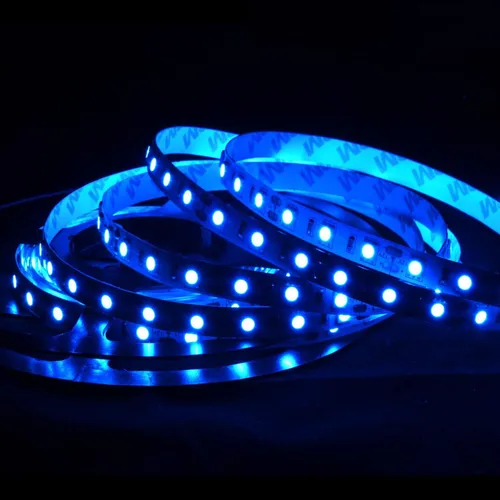 Vista 3 de Tira de Luz LED Azul, No Impermeable 16ft/5m SMD5050 (60 LED/s) Total 300 LEDs DC12V Cinta de Luz LED Flexible Cortable