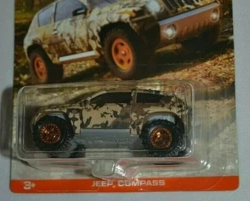 Vista 2 de Matchbox Jeeps Compass, Serie Camuflaje 2017