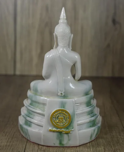 Vista 4 de BUDDHO Estatua de Buda Sothorn de mármol blanco de 6 pulgadas de alto. Estatua de Buda tailandés sentada para decoración del hogar, decoración