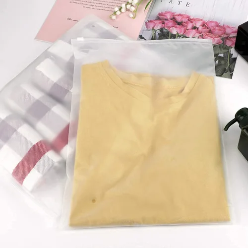 Vista 5 de Bolsas de embalaje de ropa para envío, 150 bolsas de plástico transparente con cremallera esmerilada para ropa de camisa, bolsas resellables
