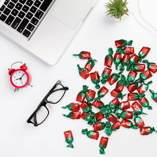 Vista 5 de Strawberry Filled Hard Candy Bon Bons, 2 lb Bulk Individually Wrapped Candy