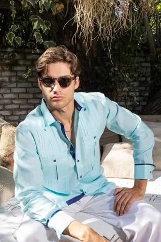 Vista 3 de Mojito Collection Guayamisa 100% lino de dos bolsillos para hombre con amplio plisado y contraste estampado