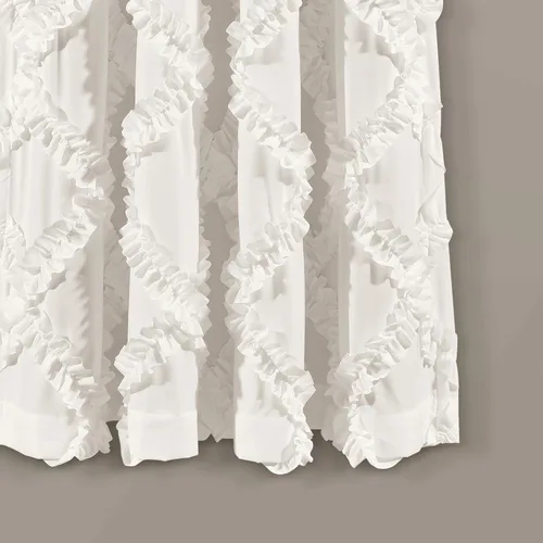 Vista 4 de Lush Decor Par de paneles de cortinas para ventana con volantes de diamante, 63 x 54 pulgadas, blanco