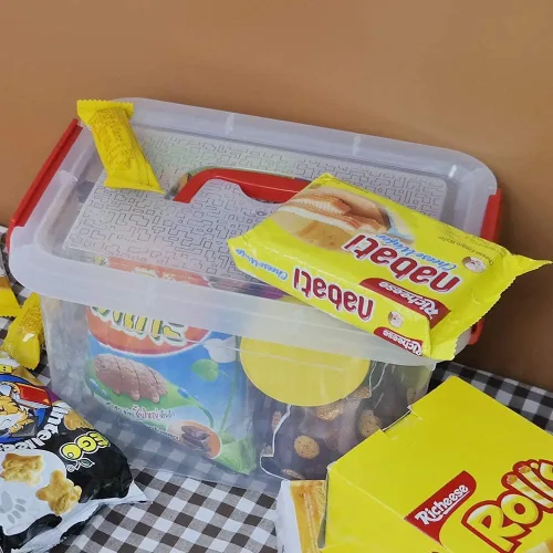 Vista 6 de Kiddream Paquete de 6 cajas pequeñas transparentes, contenedores de almacenamiento de plástico de 6 cuartos de galón con tapas