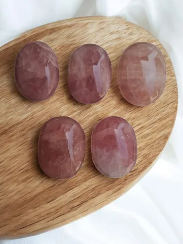 Vista 6 de Piedra de palma de amatista oscura, Piedras de palma de amatista, Piedra preocupación de amatista, Palmstone de cristal de amatista, Piedra de palma