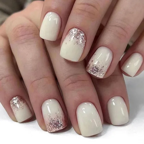 Vista 23 de Uñas postizas a presión con punta francesa, uñas postizas cuadradas cortas con diseños de cuentas de flores 3D, uñas blancas a presión, uñas Blanco