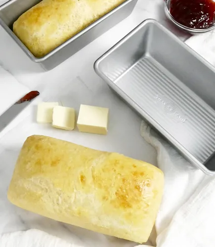 Vista 4 de USA Pan Bakeware - Molde para pan estándar antiadherente sin costuras, 8 x 4.5 x 2.75