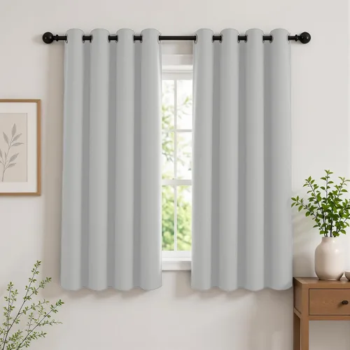 Vista 132 de Cortinas de oscurecimiento de habitación de 45 pulgadas de largo para dormitorio y sala de estar, cortinas térmicas aislantes con ojales