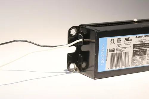 Vista 2 de XI075C105V070CNY2 - Controlador LED Advance