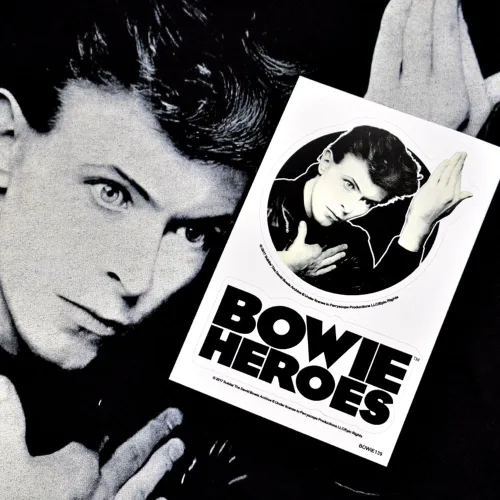 Vista 6 de David Bowie Heroes Rock Album T Shirt & Stickers