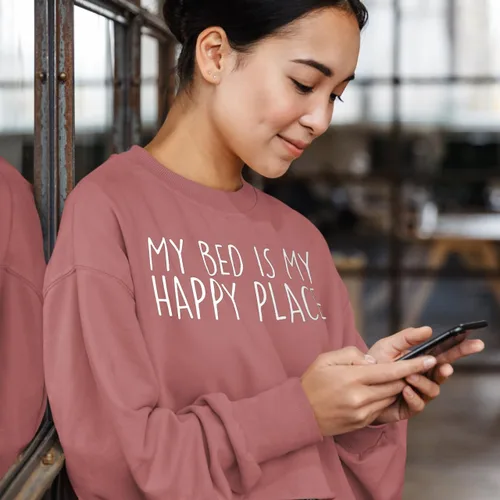 Vista 7 de My Bed is My Happy Place - Camiseta recortada de manga larga Napper Present Diseño de siesta