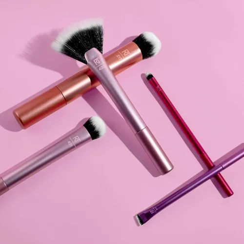 Vista 4 de Real Techniques Artist Essentials Makeup Brush Set, For Foundation,Blush, Highlighter, Eyeshadow, & Liner, Professional Makeup Tools, Synthetic