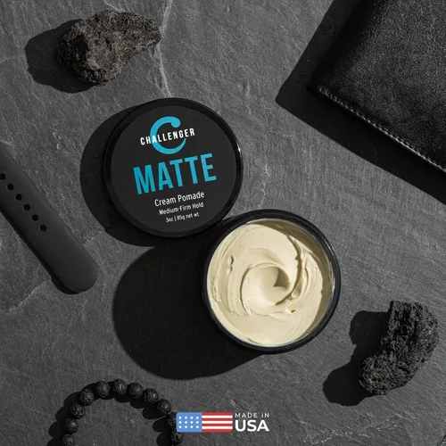 Vista 5 de Mate Styling Cream, Challenger Blue, Medium Firm Hold, La mejor pomada en crema para hombres, A base de agua, sutil aroma a limpio, apta