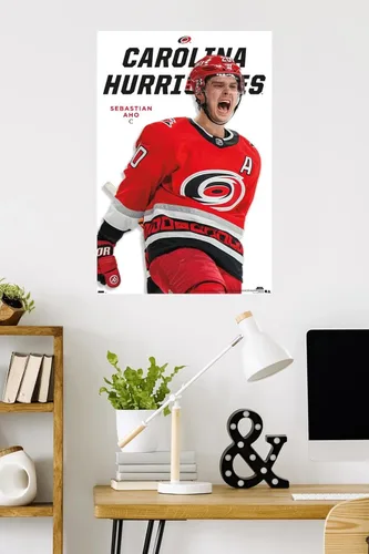 Vista 11 de Trends International NHL Carolina Hurricanes - Póster de pared Sebastian Aho Feature Series 23, 34 pulgadas de largo x 22.4 W, paquete de póster