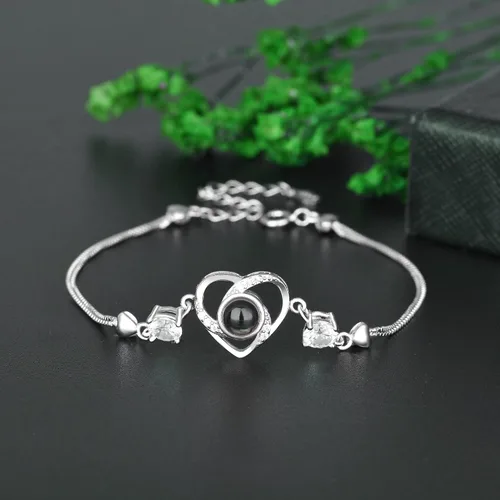 Vista 39 de Godchoices Pulsera de fotos personalizada, pulsera de proyección de fotos con imagen en el interior, collar con texto en inglés "I Love You