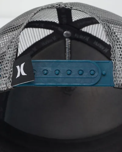 Vista 6 de Hurley Gorra plana de béisbol para hombre, One & Only Square Snap-Back Trucker Hat