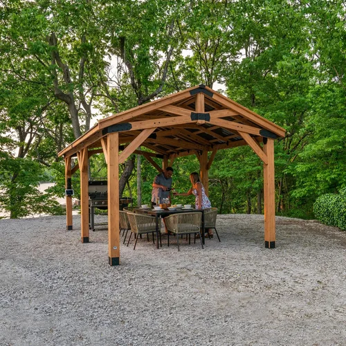 Vista 9 de Backyard Discovery Norwood - Cenador de madera de cedro de 20 x 12 pies con techo de acero duro