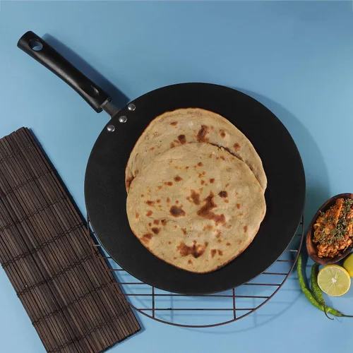 Vista 5 de Vinod Cookware - Plancha de cocina plana multi (Tawa) con base de inducción, sartén antiadherente 100% de aluminio con superficie antiarañazos
