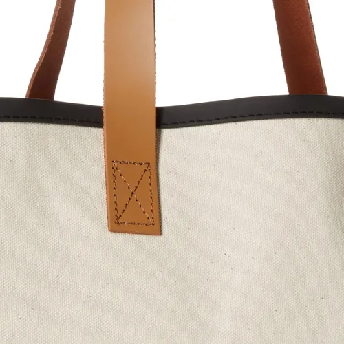Vista 4 de Santa Barbara Design Studio Bolsa de mano Hold Everything Collection en blanco y negro 100% lona de algodón con asas de cuero auténtico, grande
