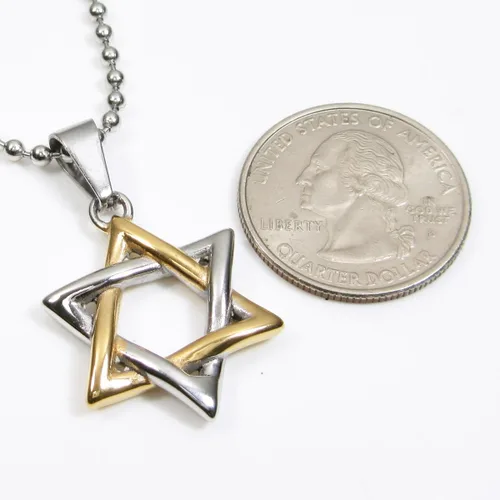 Vista 2 de Collar con colgante de estrella judía de David de acero inoxidable tono dorado