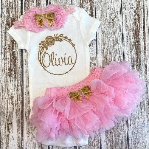 Vista 12 de Personalized Baby Girl Outfit Circular Floral Wreath Design Gold Glitter Optional Accessories