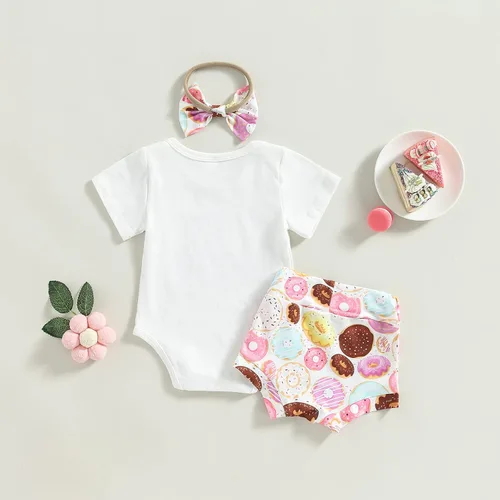 Vista 6 de Conjunto de ropa de verano de 3 piezas para bebé recién nacido, de manga corta, con estampado de donas, pantalones cortos