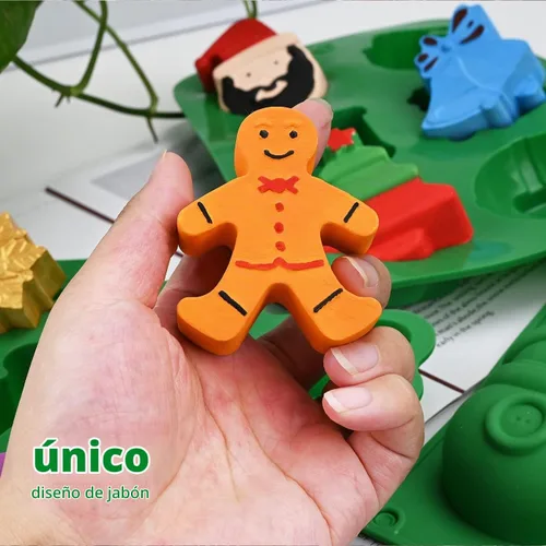 Vista 5 de HUAKENER Paquete de 3 moldes de jabón de Navidad, molde de silicona de Navidad de gran tamaño para jabón hecho a mano, mini pasteles, chocolate