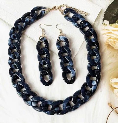 Vista 3 de Conjunto de joyas de collar y gargantilla de acrílico simple para mujer, Plástico, No es una piedra preciosa