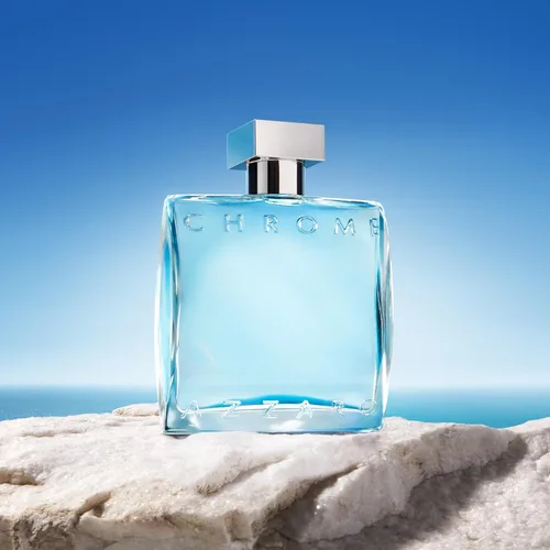 Vista 3 de Azzaro Eau de Toilette cromado, colonia acuática fresca para hombre, fragancia cítrica, amaderada y almizclada, notas frescas de bergamota, uso
