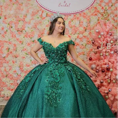 Vista 2 de Youjiayi Vestidos de quinceañera florales 3D para mujer, vestidos largos de tul hinchados, vestidos de baile de graduación con hombros descubiertos