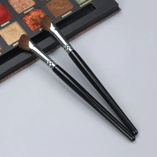 Vista 5 de Cepillo de sombra de ojos, forma de hoz suave pony pelo sombreado cepillo de sombra nasal, mango de madera negro