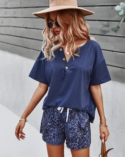 Vista 3 de ADDHEAT - Sudaderas de manga corta y shorts para mujer Conjunto de 2 piezas con bolsillos