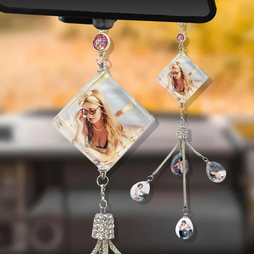 Vista 3 de Adornos colgantes de cristal con foto personalizada para automóvil, accesorios personalizados para espejo retrovisor para mujeres y hombres