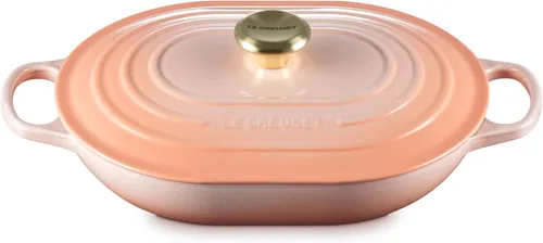 Vista 16 de Le Creuset - Cacerola ovalada de hierro fundido esmaltado con tapa, 3.75 cuartos de galón, sal marina Sea Salt