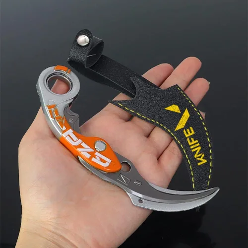 Vista 4 de Chewmeter Juego Valorant Velocity Karambit Cuchillo Figuras de Acción Juego Juguetes Colección Llavero Regalo Escritorio Decoración Mochila Colgante