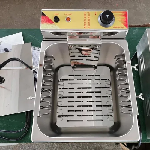 Vista 4 de Freidora comercial, 12L Queso automático Perro caliente Salchicha Parrilla Estufa Freidora, Freidora eléctrica de gran capacidad de 12L