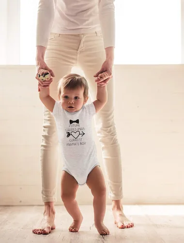 Vista 3 de CBTwear Future Ladies Man Current Mamas Boy Funny mameluco lindo novedad infantil de una sola pieza bebé Body