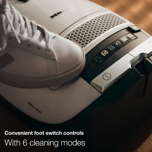 Vista 7 de Aspiradora Miele Complete C3 Kona Powerline para alfombras de alto rendimiento, en negro obsidiana