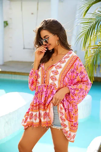 Vista 2 de Blusa bohemia con cuello en V y mangas 34 para mujer, ajuste relajado, blusa con estampado casual