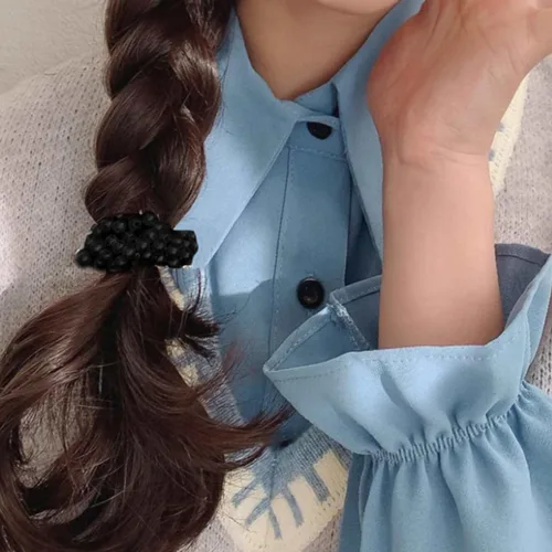 Vista 5 de 8 ligas para el pelo con perlas negras con cuentas elásticas de moda, coleteros elásticos para coleta de caballo con cuentas, elegantes y elegantes