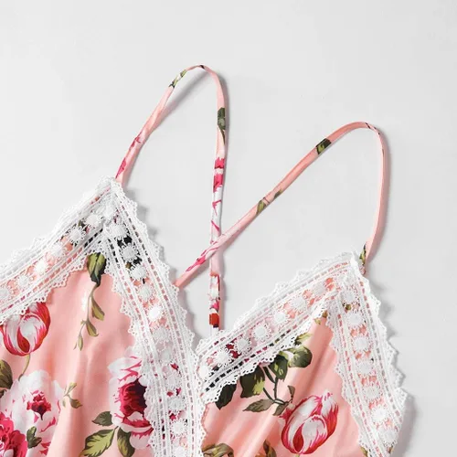 Vista 2 de IFFEI Mommy and Me - Overol a juego con estampado floral y cuello en V