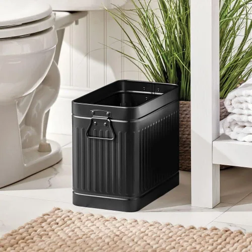 Vista 3 de mDesign Cepillo de inodoro compacto de metal, cubo de basura rectangular, cubo de basura/cubo de reciclaje combinado para limpieza y almacenamiento
