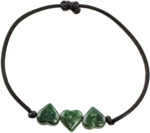 Vista 5 de NOVICA Pulsera con colgante de jade hecha a mano artesanal Corazón en verde de algodón de Guatemala [6 in min L x 10 in max L 0.118 in W Colgante(s)