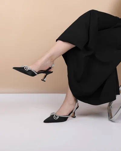 Vista 7 de Joseywade Tacones de lazo con diamantes de imitación para mujer, tacón bajo puntiagudo, correa de tobillo ajustable, zapatos de fiesta nupcial