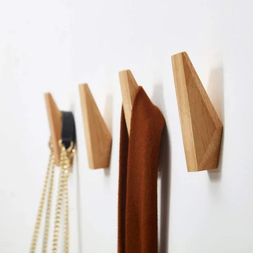 Vista 5 de Ganchos de pared de madera, paquete de 6 ganchos montados de madera rústica resistente para bata, perchero para sombreros, para colgar toallas