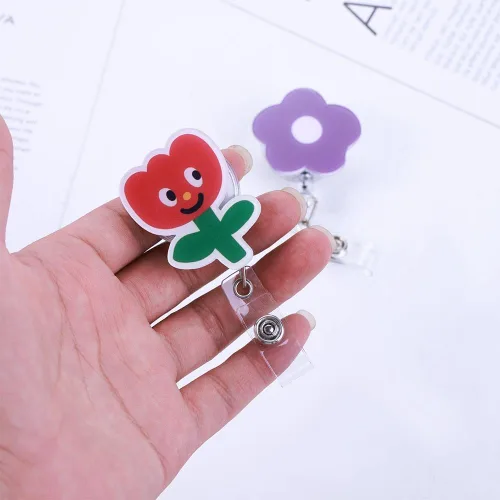 Vista 6 de Lindo soporte retráctil de acrílico para tarjetas de identificación, clips de tarjeta de identificación de exposición, soporte para tarjetas