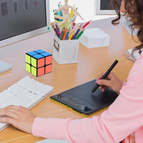 Vista 3 de Roxenda Qidi W 2x2 Speed Cube Classic Pegatina 2 por 2 Cubo Mágico Rompecabezas Suave Cubo Negro