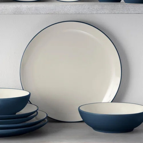 Vista 2 de Noritake Colorwave - Juego de 4 piezas para cupé, color azul, servicio para 1